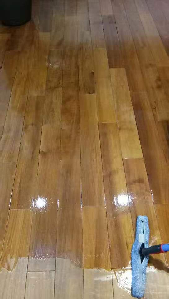 地板打蜡多少钱一平米怎样才能打好地板蜡