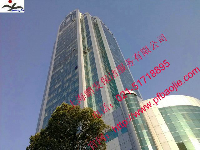 高空外墙清洗标准化流程人员培训与队伍建设